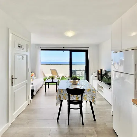 Summer Breeze Penthouse 公寓
